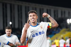 真大腿！克雷桑登陆中超后参与进球80个，仅次于武磊