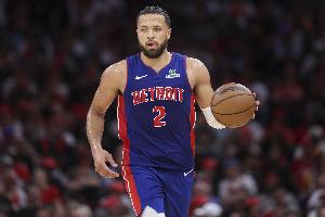 康宁汉姆：我们表现出了极强的韧性 大家顽强拼抢争取胜利