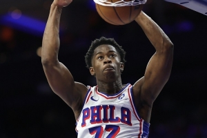 这新秀不得了！埃奇库姆新秀前三场砍下75分 超越AI排名队史第二