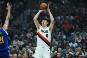 马健：打完今天的比赛后杨瀚森危险了 除非开拓者为他改变打法