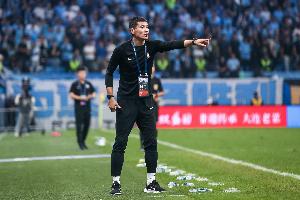 徐阳：对邵佳一第一印象是左脚非常出色 他的融合和沟通能力强