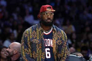 皮尔斯：湖人交易掉詹姆斯并换来一些球队拼图 会更有竞争力