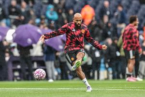 姆伯莫上赛季以来联赛非点球进球20粒，与金球奖得主登贝莱相同